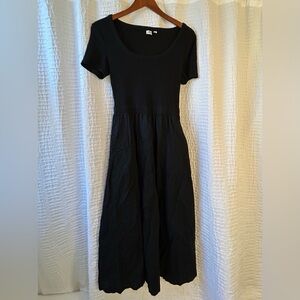 GAP Classic Black Midi Dress